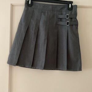 New Stylish girl’s Gray Pleated Skort size 12Y